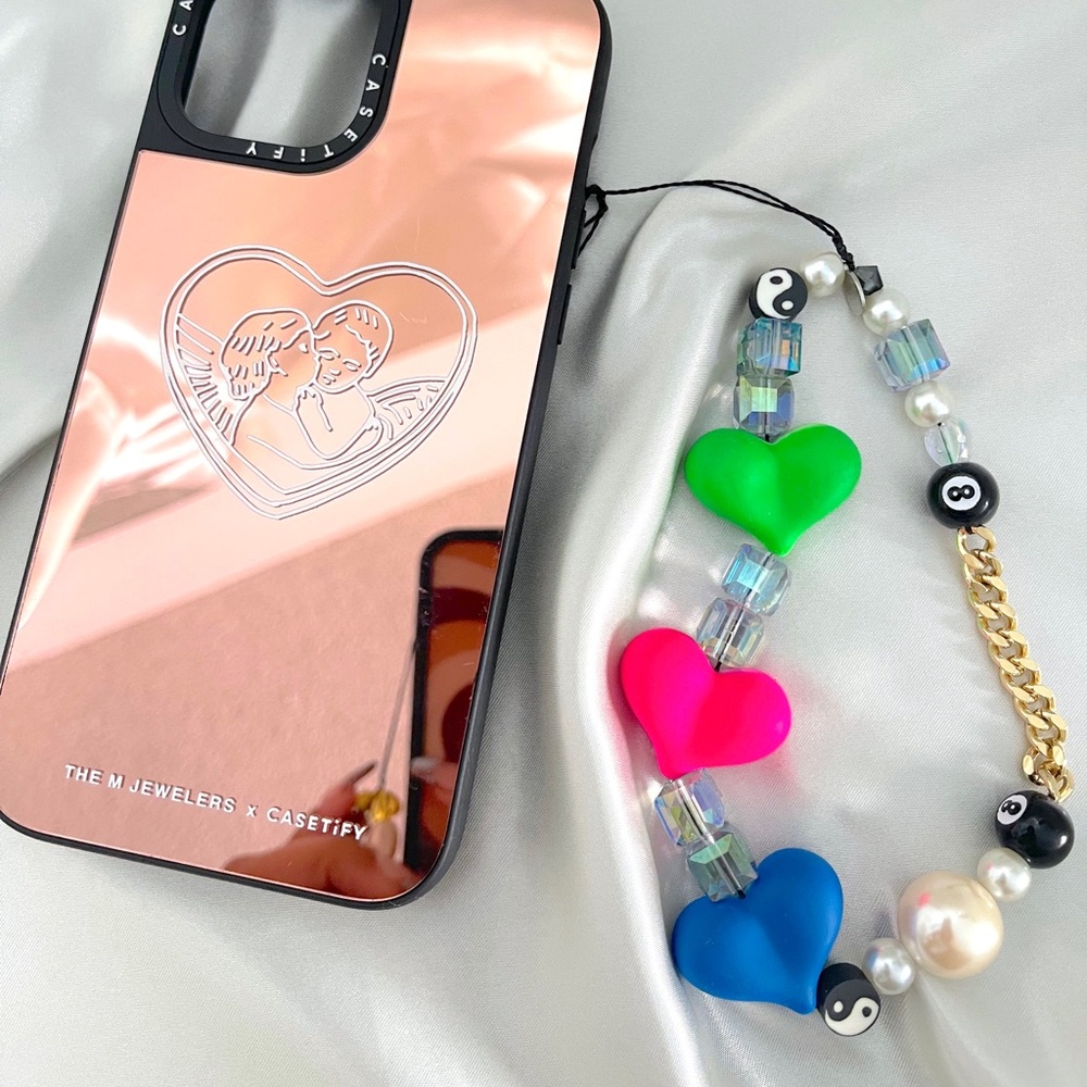 Beaded phone charm y2k aesthetic Wildflower